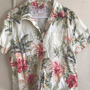 Hilo Hattie Hawaiian shirt